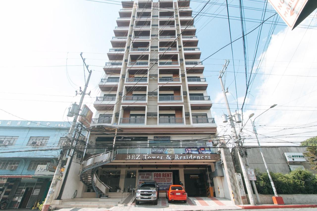 Reddoorz Plus @ Bez Tower And Residences San Juan San Juan  エクステリア 写真