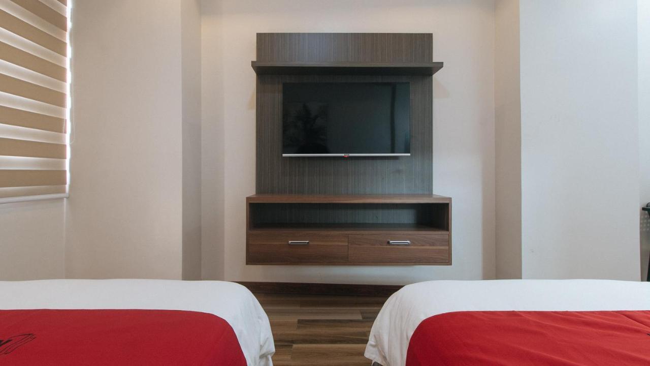 Reddoorz Plus @ Bez Tower And Residences San Juan San Juan  エクステリア 写真