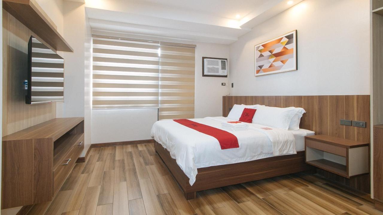 Reddoorz Plus @ Bez Tower And Residences San Juan San Juan  エクステリア 写真